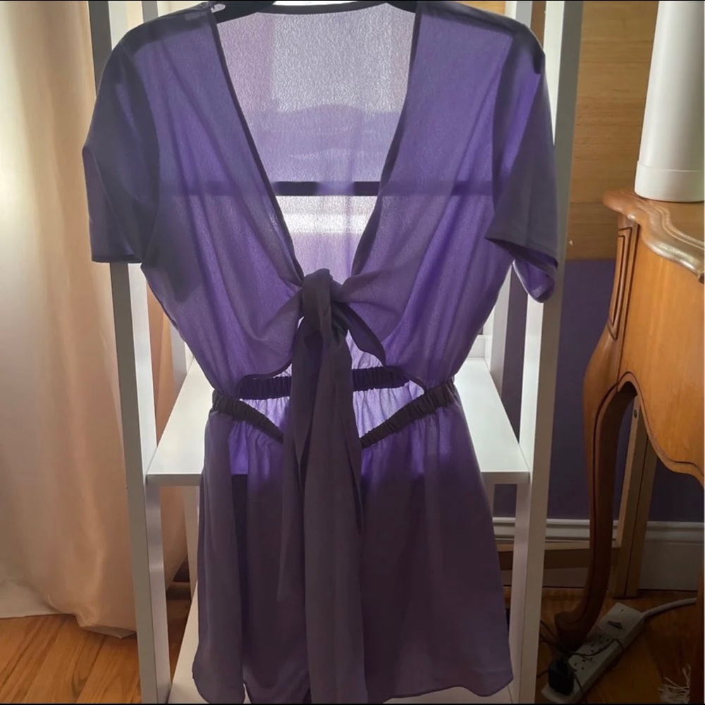 Romper from Amazon. Never worn,size M